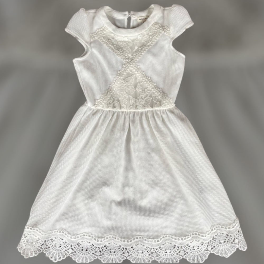 Girls size 10 cream colored dress NWT